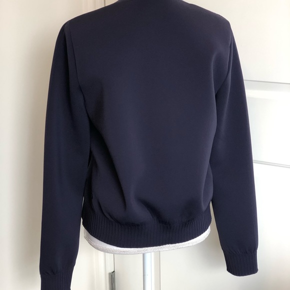 Lululemon Down & Around Crew - Picture 3 of 8